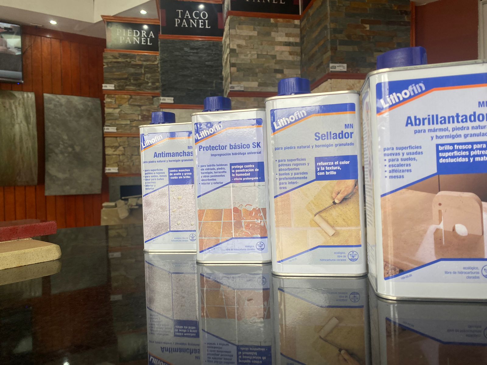 Productos especializados para limpieza y cuidado de superficies de piedra